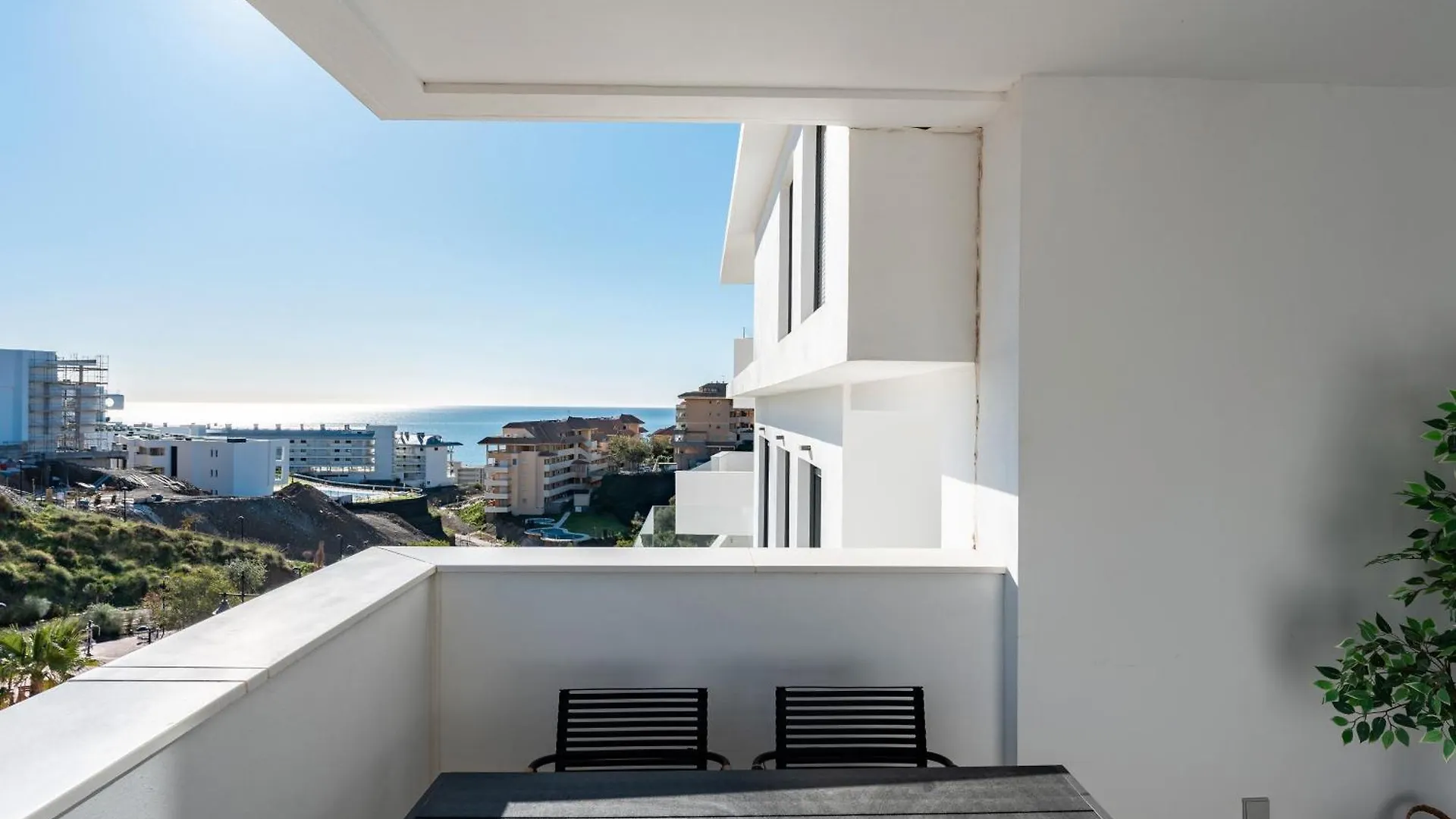 Middle Views West Lejlighed Fuengirola 0*,  Spanien
